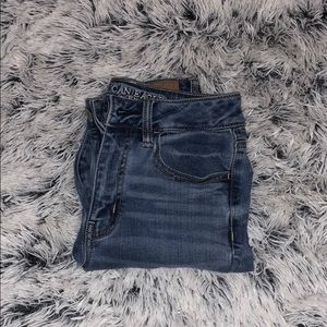 AMERICAN EAGLE hi-rise jegging jean